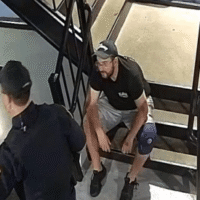 The ACCPD Officers continue speaking with the man and deescalating the situation. The ACCPD Officers continue speaking with the man and deescalating the situation.